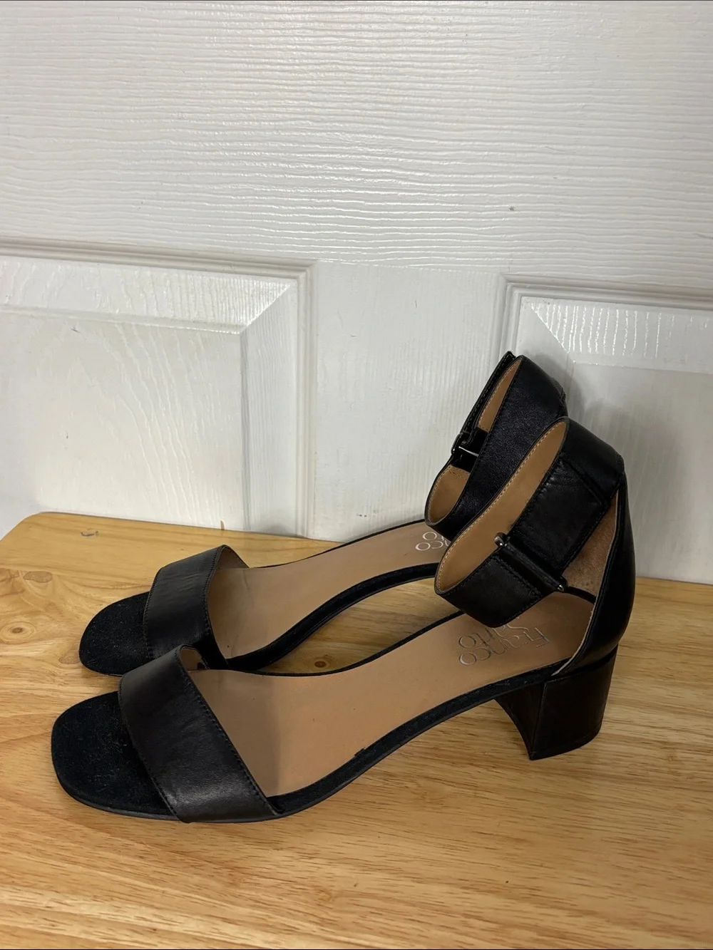 Franco Sarto classic black